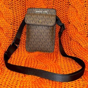 Mk cellphone bag